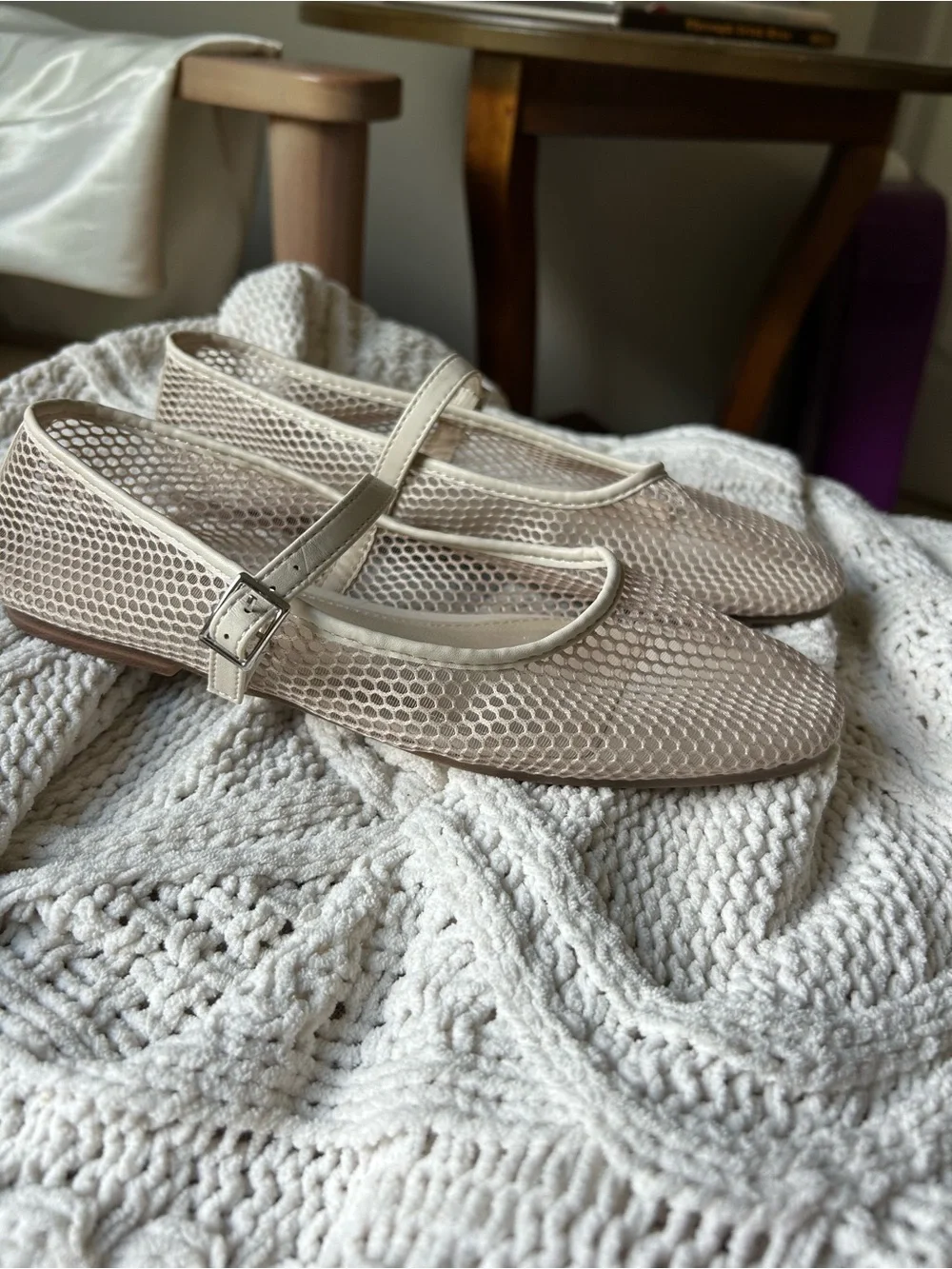 Cushionaire beige mary